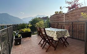 Flo Homestay